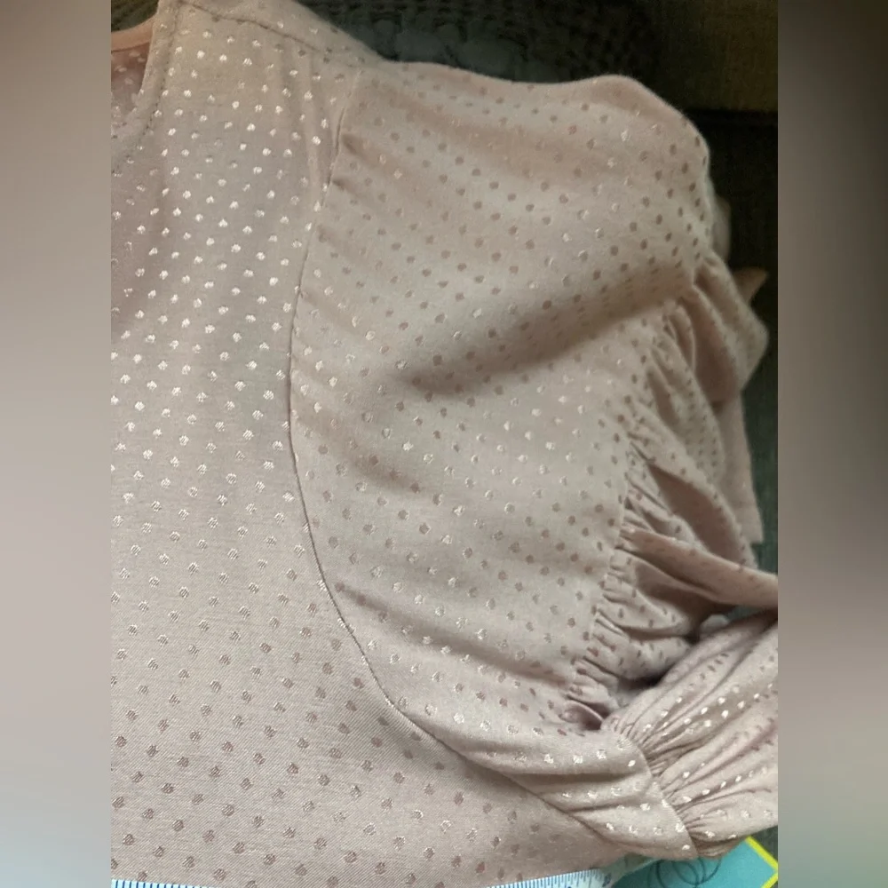 CeCe Blouse - NWT - Ruffle Sleeves - XL - Picture 15 of 16